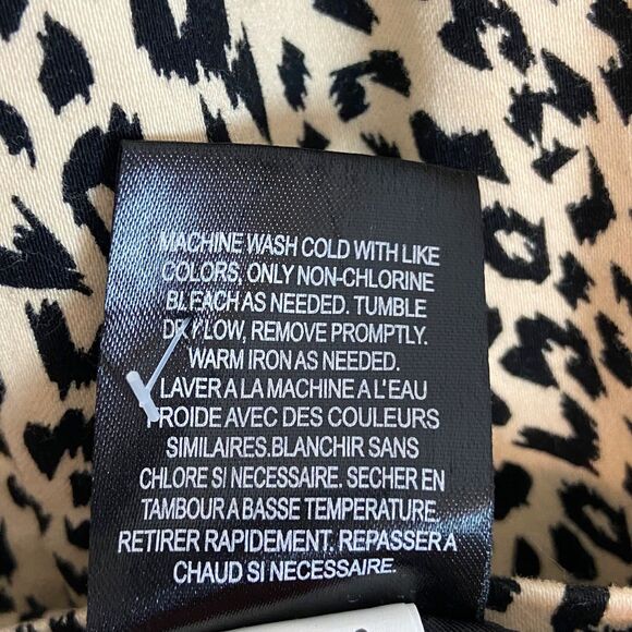 Volcom Jacket Women's XL Tan Black Trench Animal Print Mid Length Button Up - Picture 7 of 8